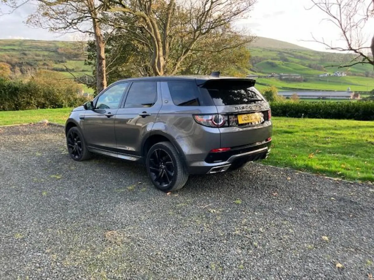 Land Rover Discovery Sport 2017 - Image 3