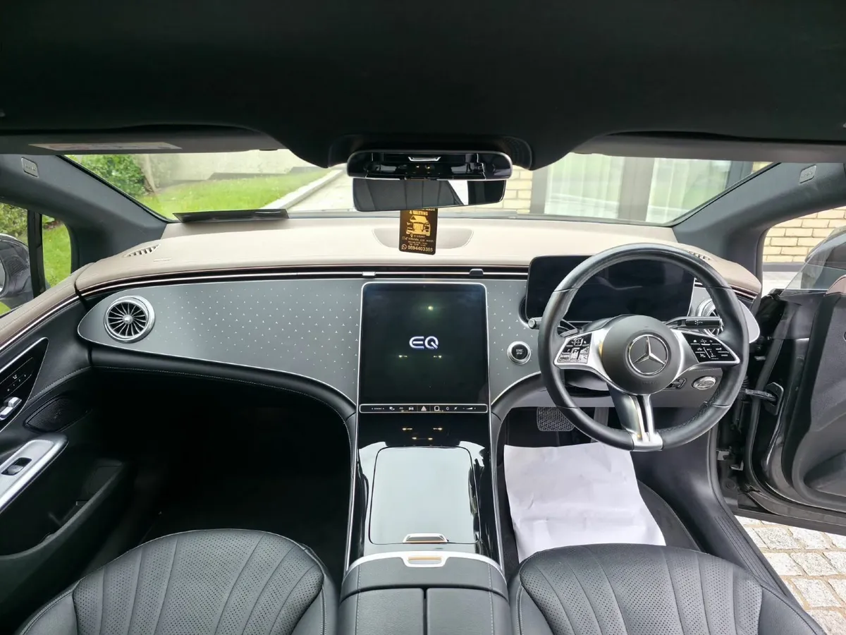 Mercedes-Benz EQE 2022 - Image 2