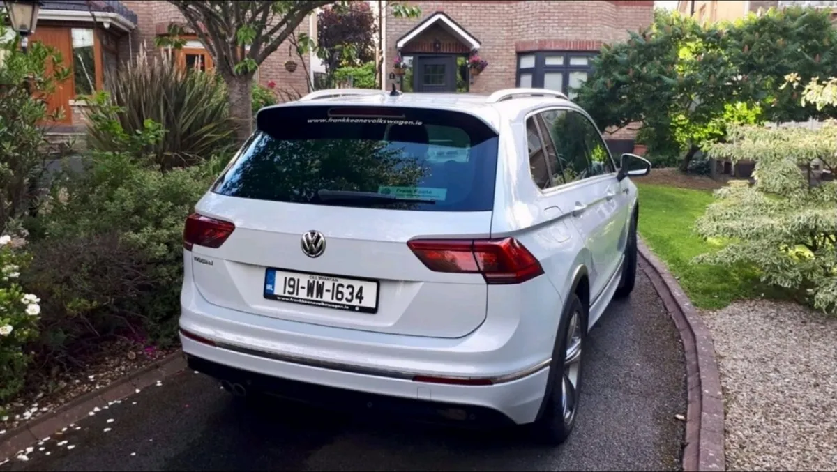 Volkswagen Tiguan 2.0 TDI R-LINE 2019 Perfect cond - Image 4
