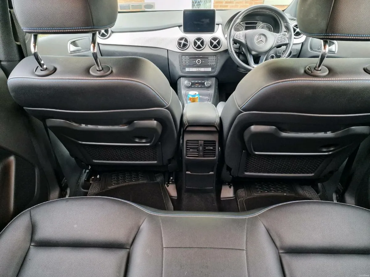 Mercedes benz B250E - Image 3