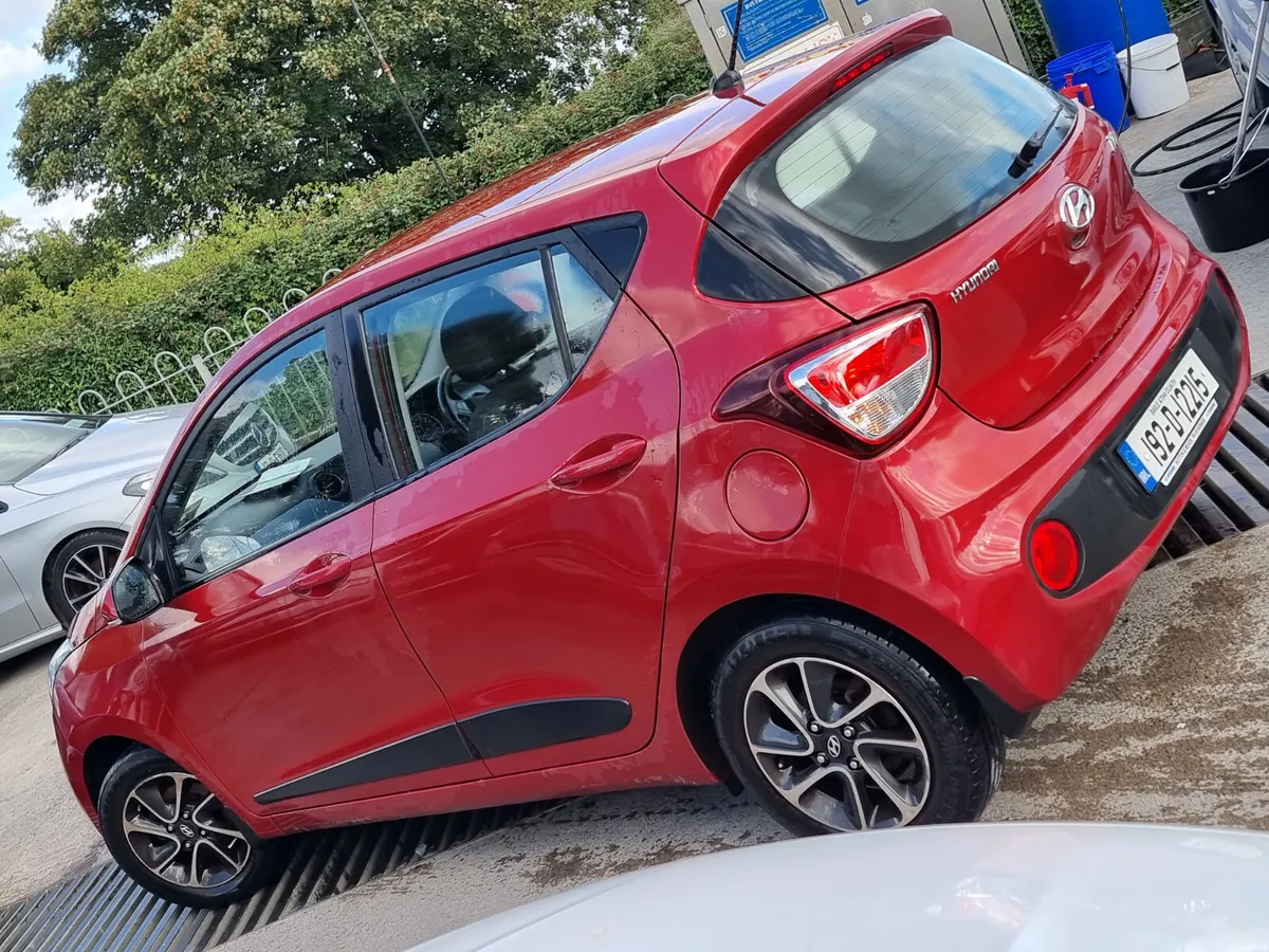 €8990 Hyundai i10 2019 1.0L low mileage €8990 - Image 2
