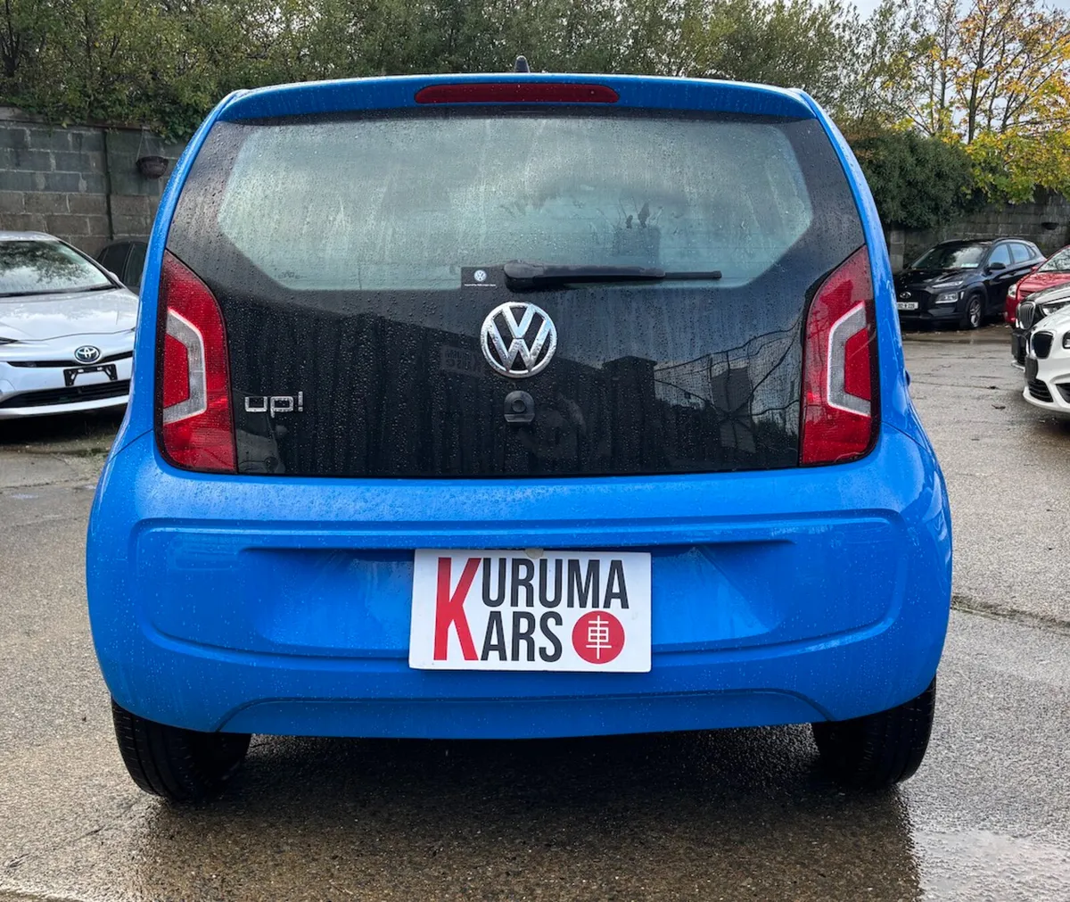 Only 15,700 KM | Automatic  | Excellent condition - Image 4