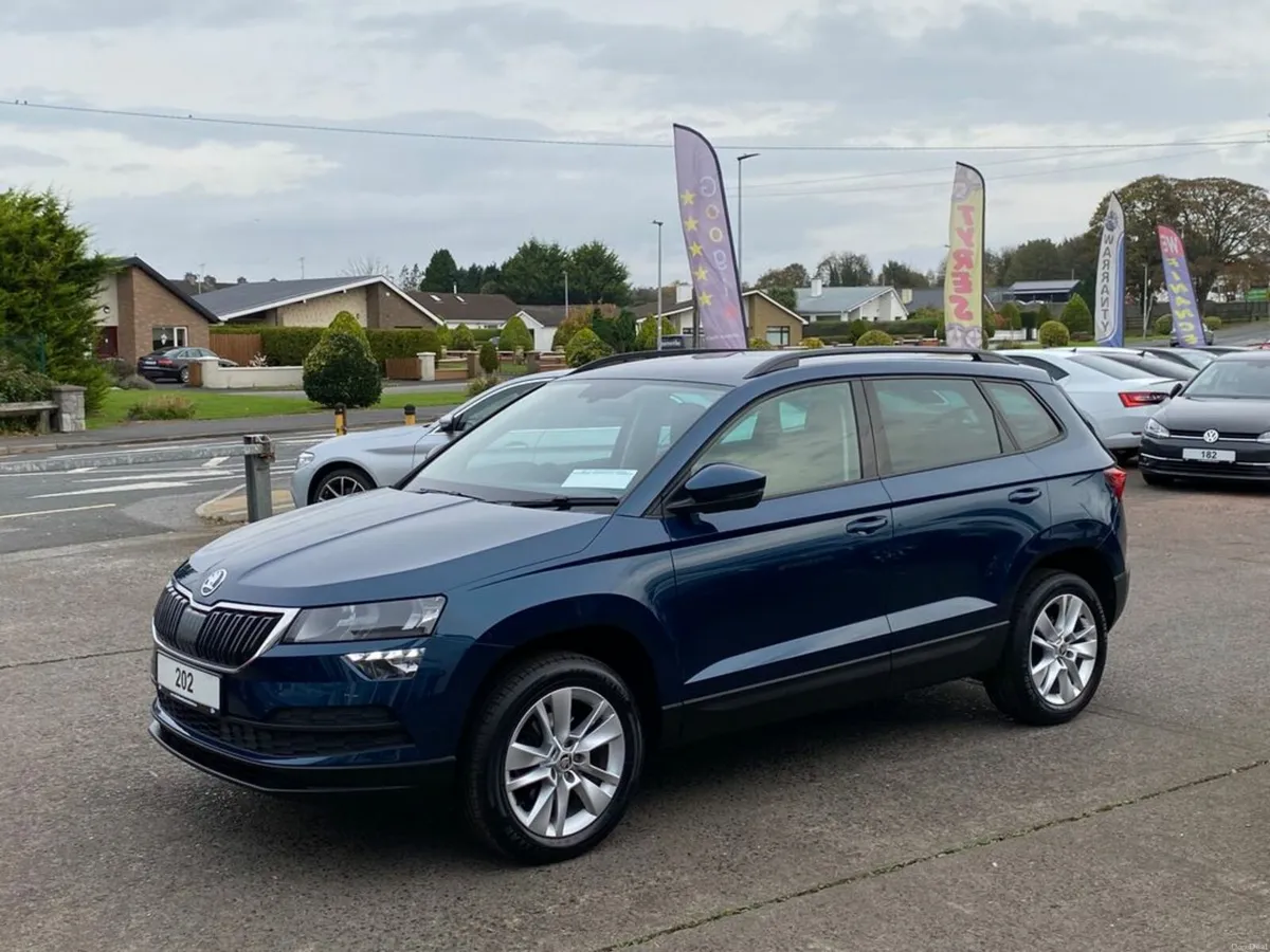 Skoda Karoq SE TECHNOLOGY TDI - Image 2