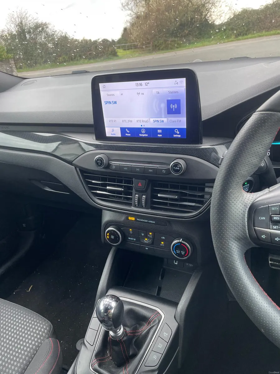 2020 ford focus st line - Image 3