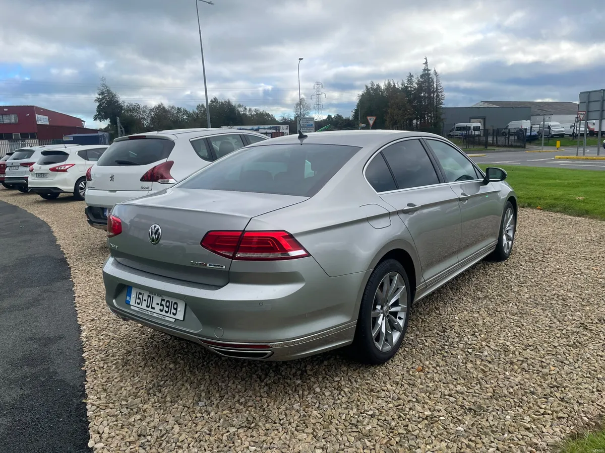 2015 Volkswagen Passat R-Line 2.0TDI - Image 3