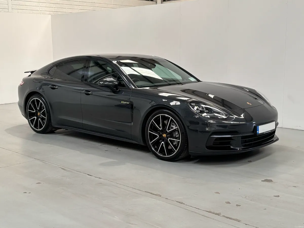 2018 Porsche Panamera 4 3.0 E Hybrid 462BHP - Image 2
