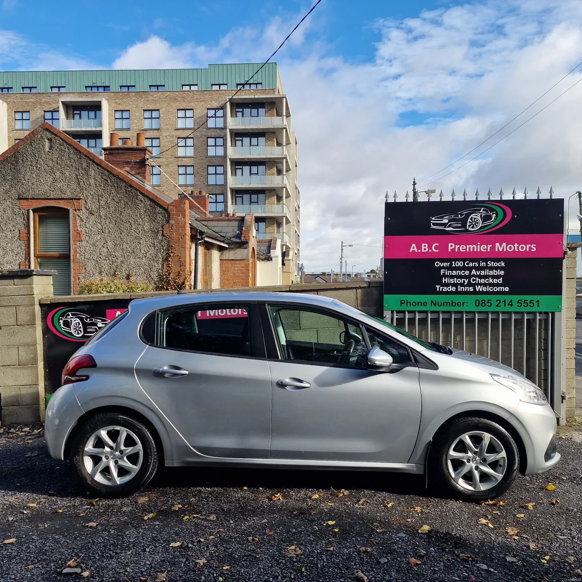 Peugeot 208 2018 Low Miles only 34k miles - Image 2