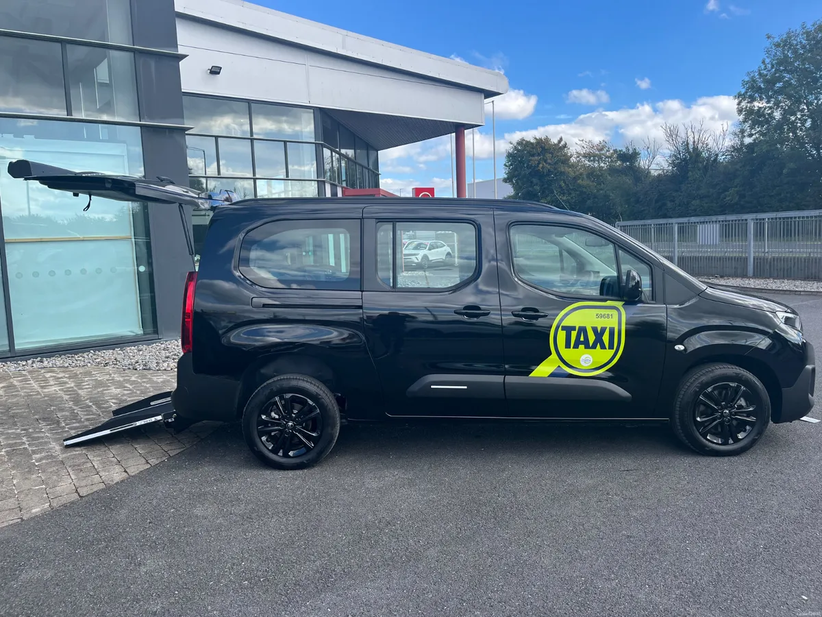Citroen Berlingo LWB, Taxi Spec, Wheelchair Access - Image 6