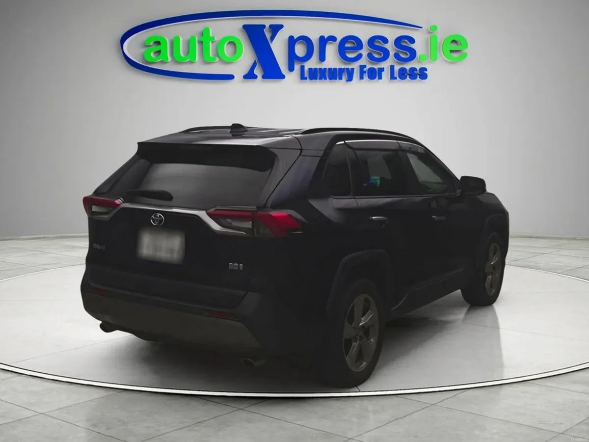 Toyota RAV4 HYBRID G 4WD Automatic - Image 2