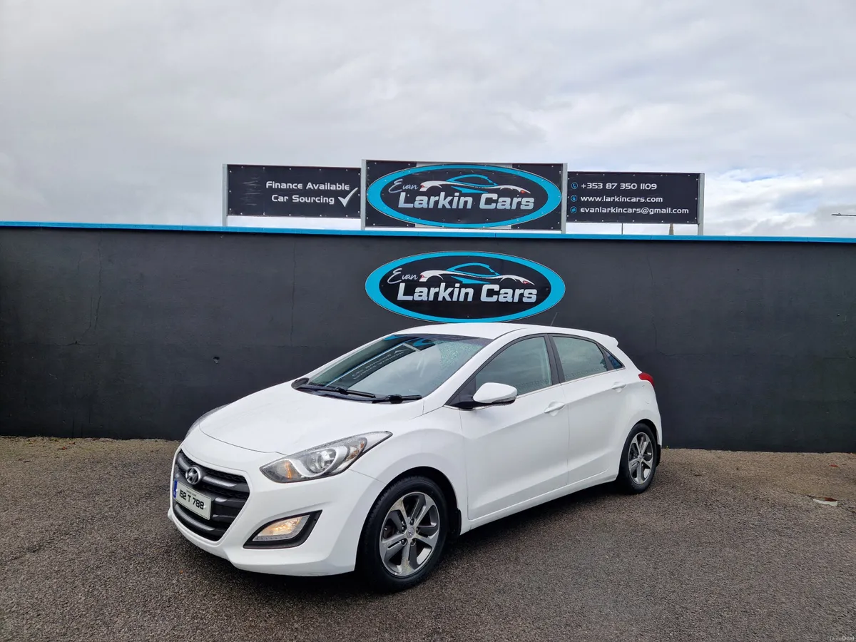 152 Hyundai i30 1.6 Diesel Mint Car - Image 1