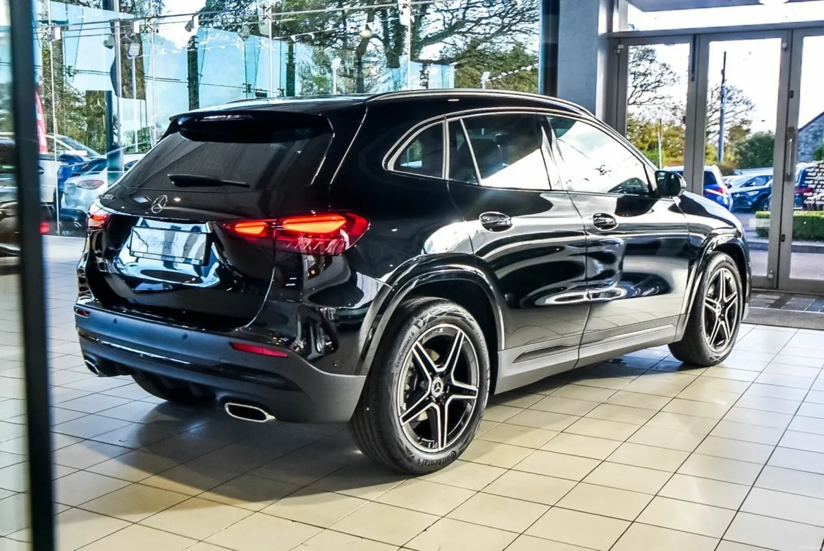 Mercedes-Benz GLA Demo 180d AMG Night Pack - Image 4