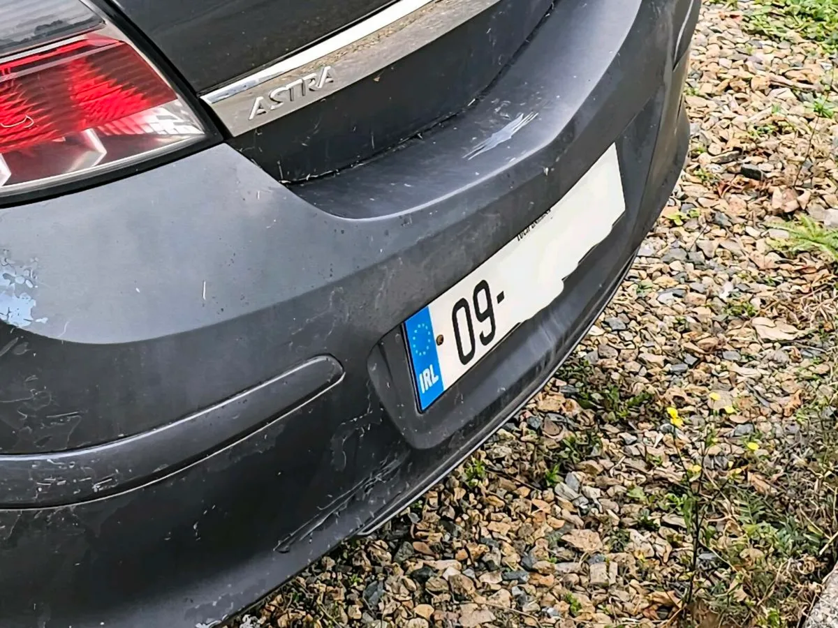 Vauxhall Astra 1.8 SRI 3 door - Image 2