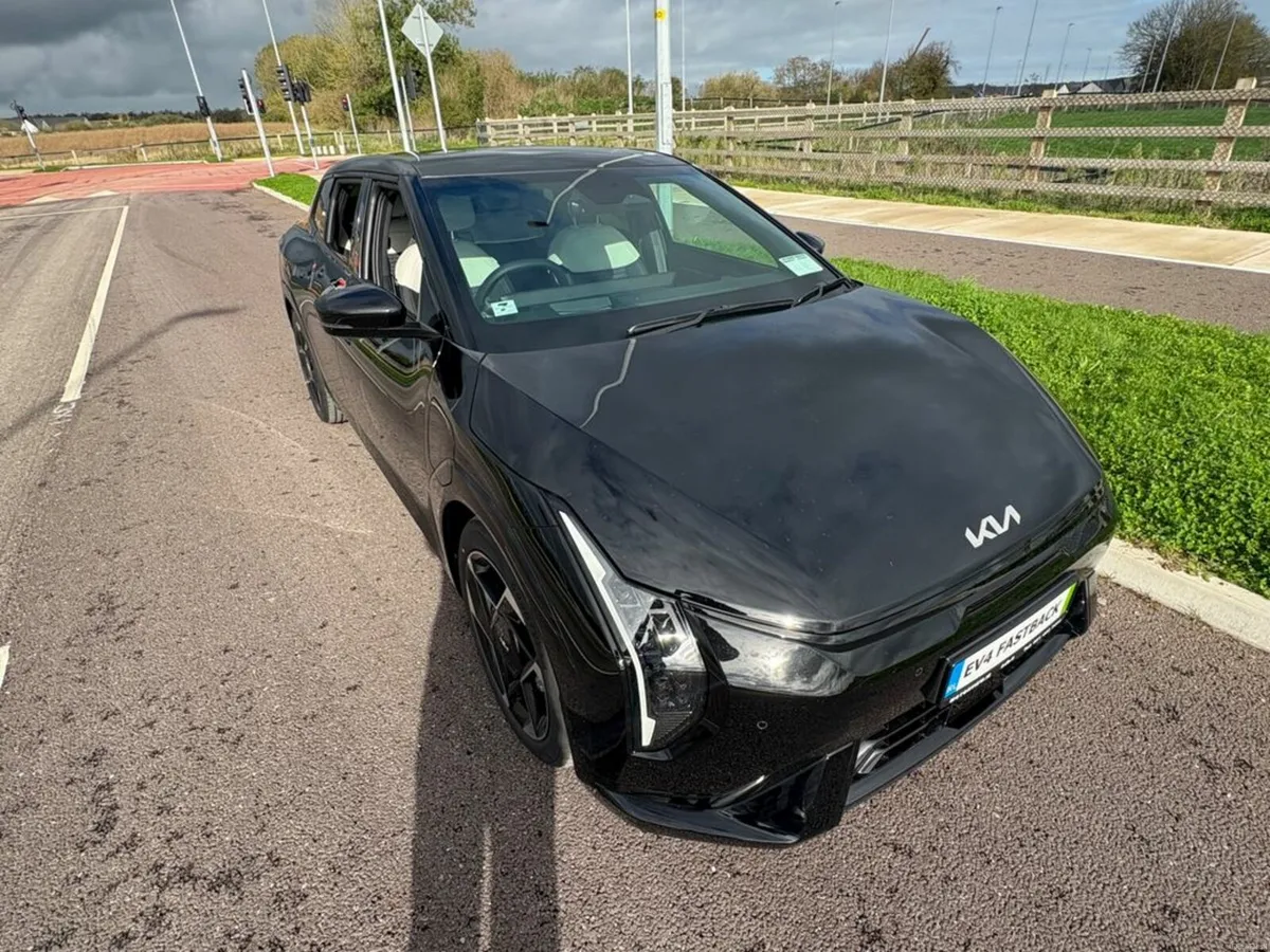 Kia EV4 EV4 FASTBACK GT-LINE, **7 YEAR WARRANTY** - Image 4