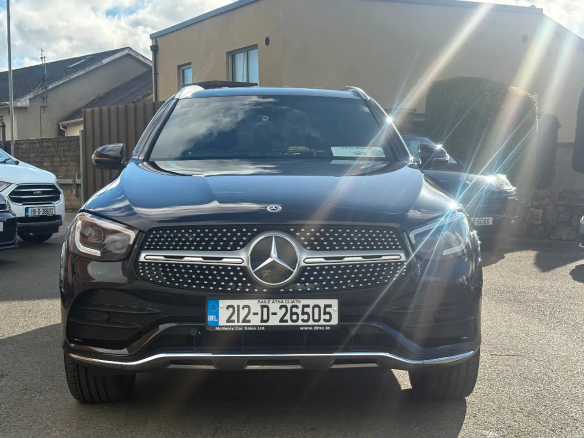 Mercedes-Benz GLC AMG Line Premium GLC 300 de *Fan - Image 2