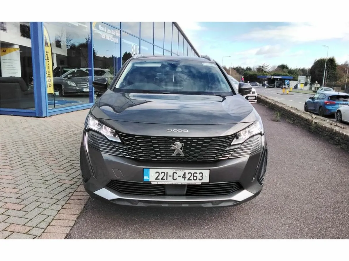 Peugeot 5008 FL Allure 1.5 Blue HDI 130 6.2 - Image 2
