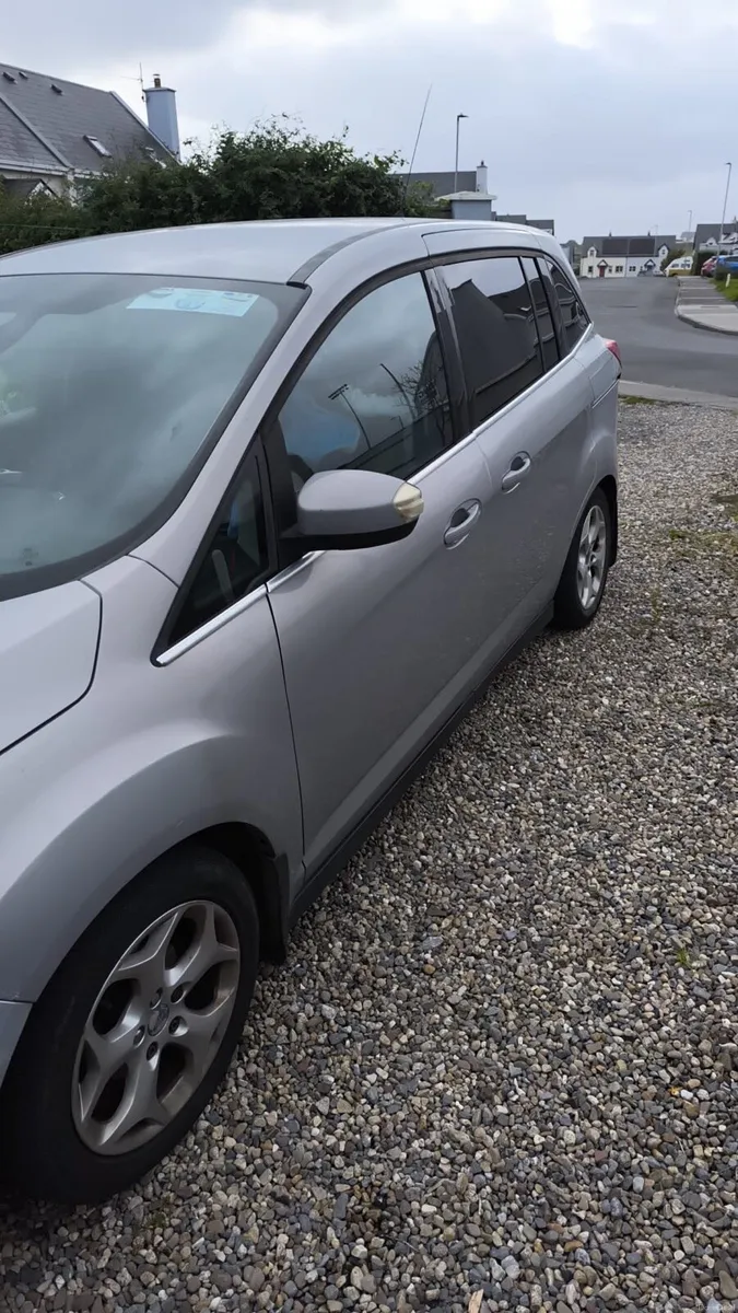 Ford Grand C-Max Active 1.6 TDCi 95PS - Image 2