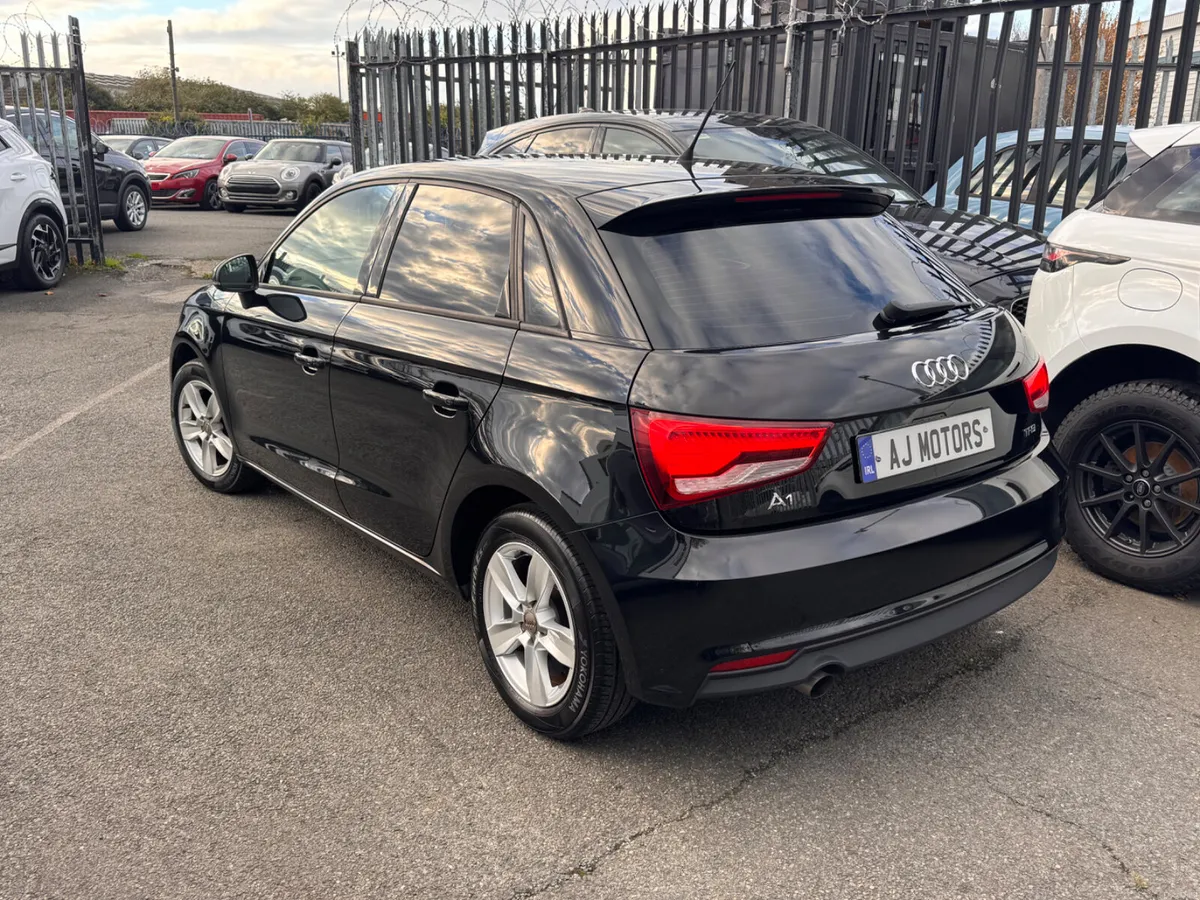 16 AUDI A1 1.0 Automatic - Image 4
