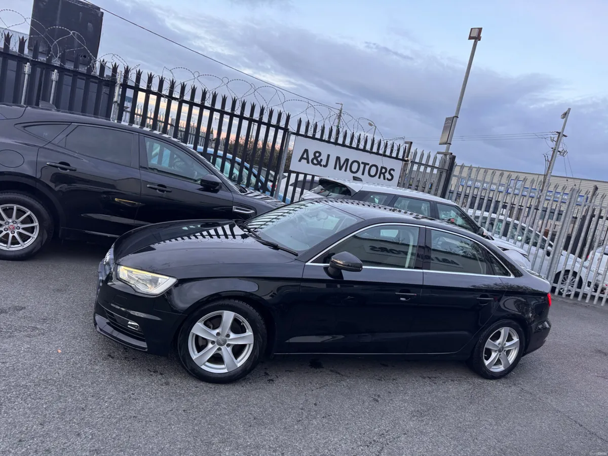 15 AUDI A3 AUTOMATIC SALOON - Image 2