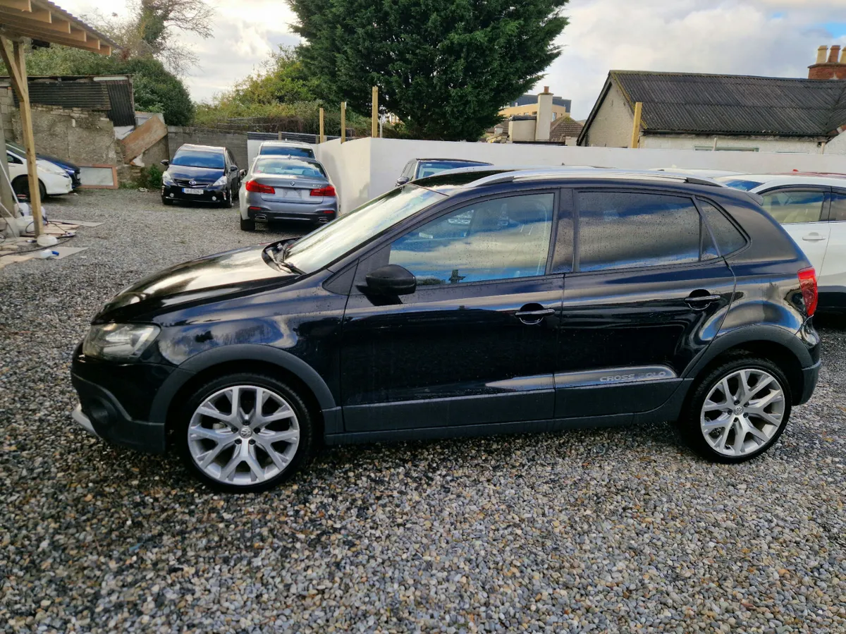 2016 volkswagen Polo Cross | 1.2 TSI Auto - Image 4