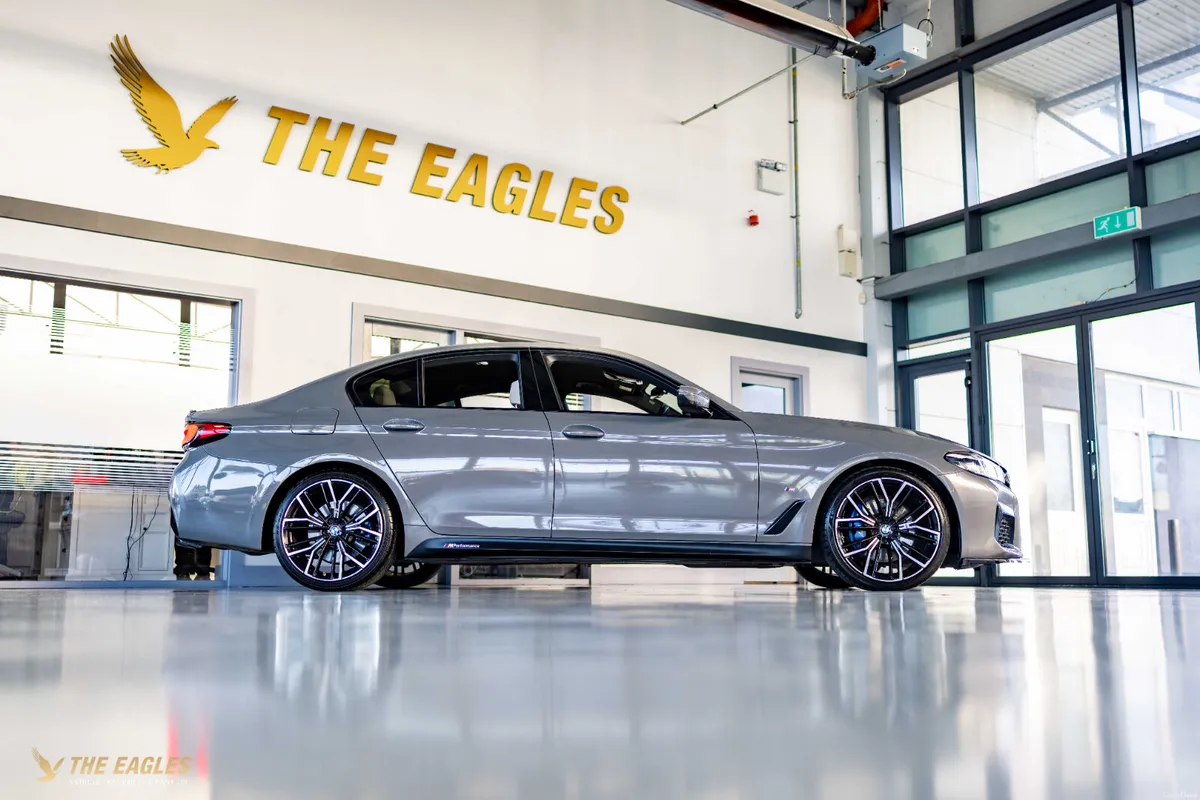 BMW 5-Series D 5SMA 4DR AUTO M SPORT - Image 3