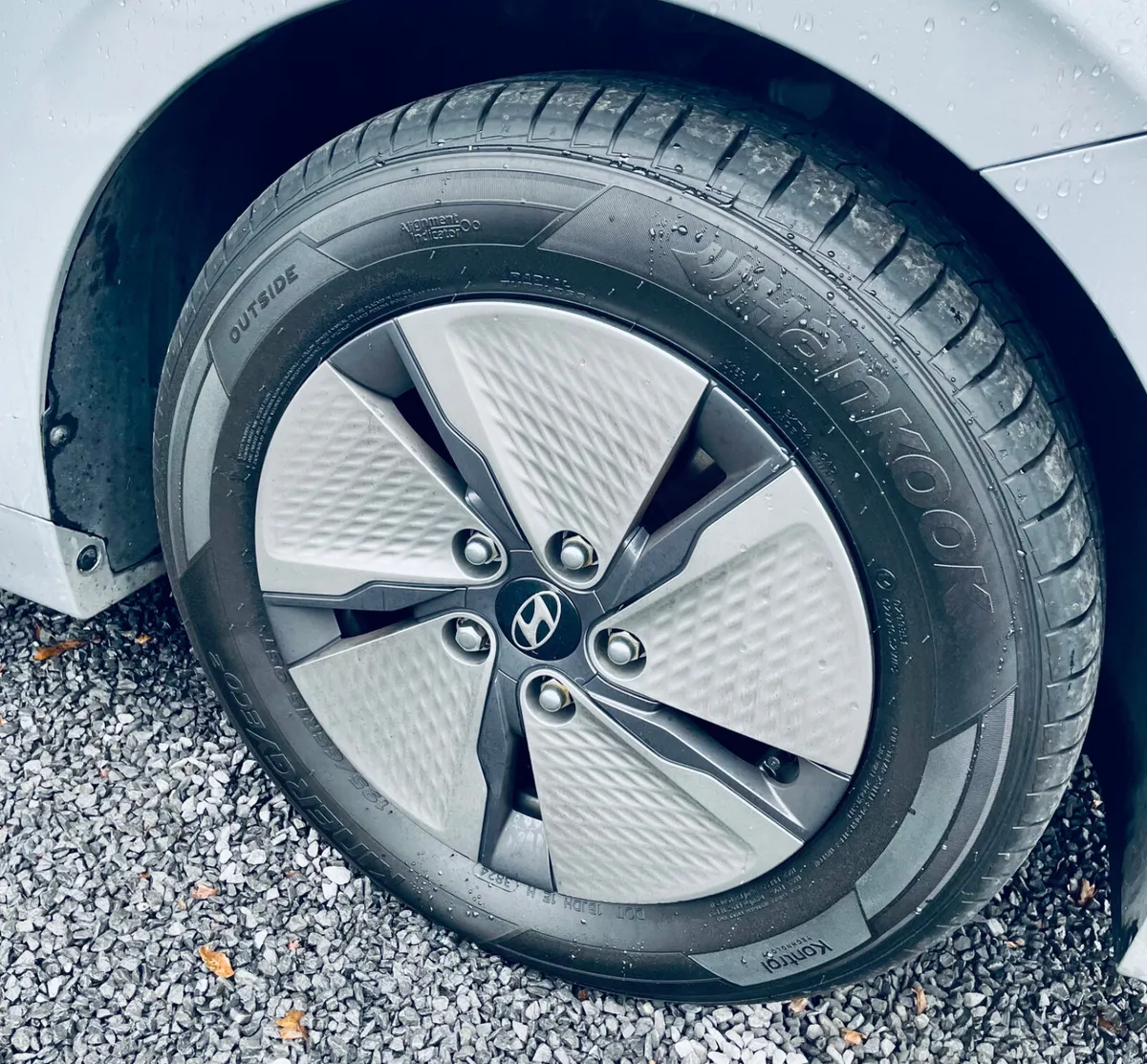 Hyundai IONIQ 2021 - AS NEW - 16k MILEAGE - Image 3