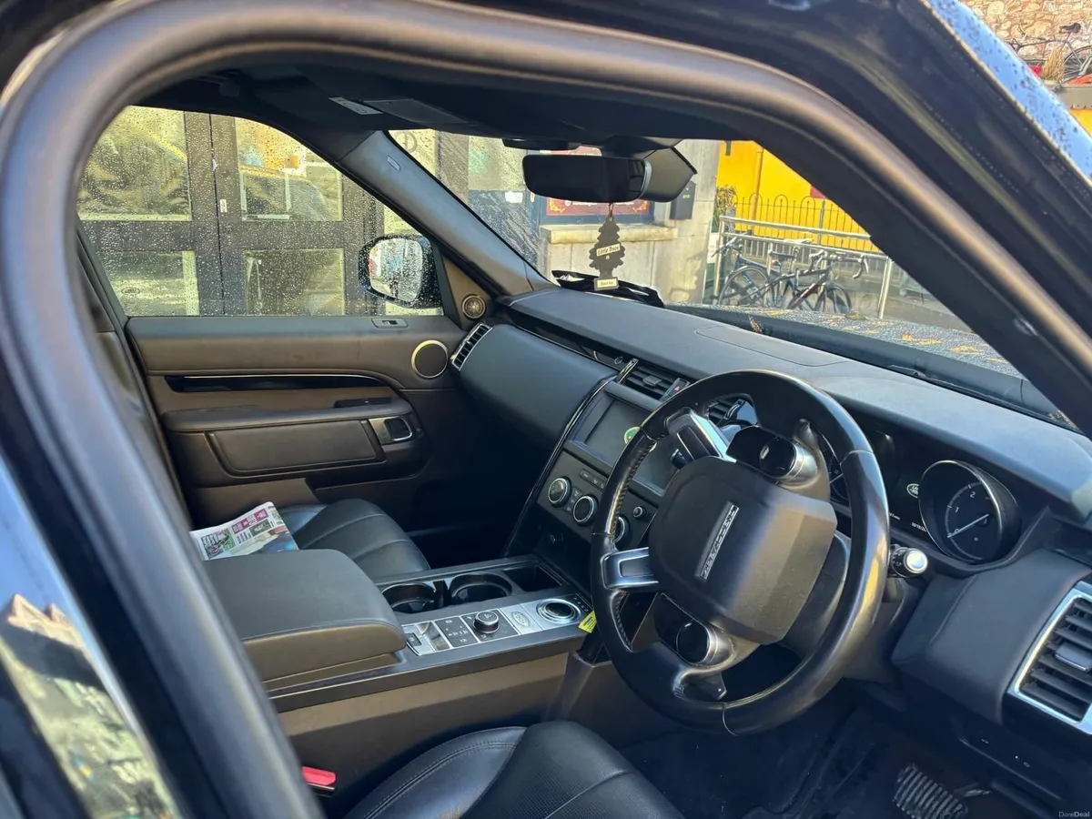 Land Rover Discovery 2019 - Image 3
