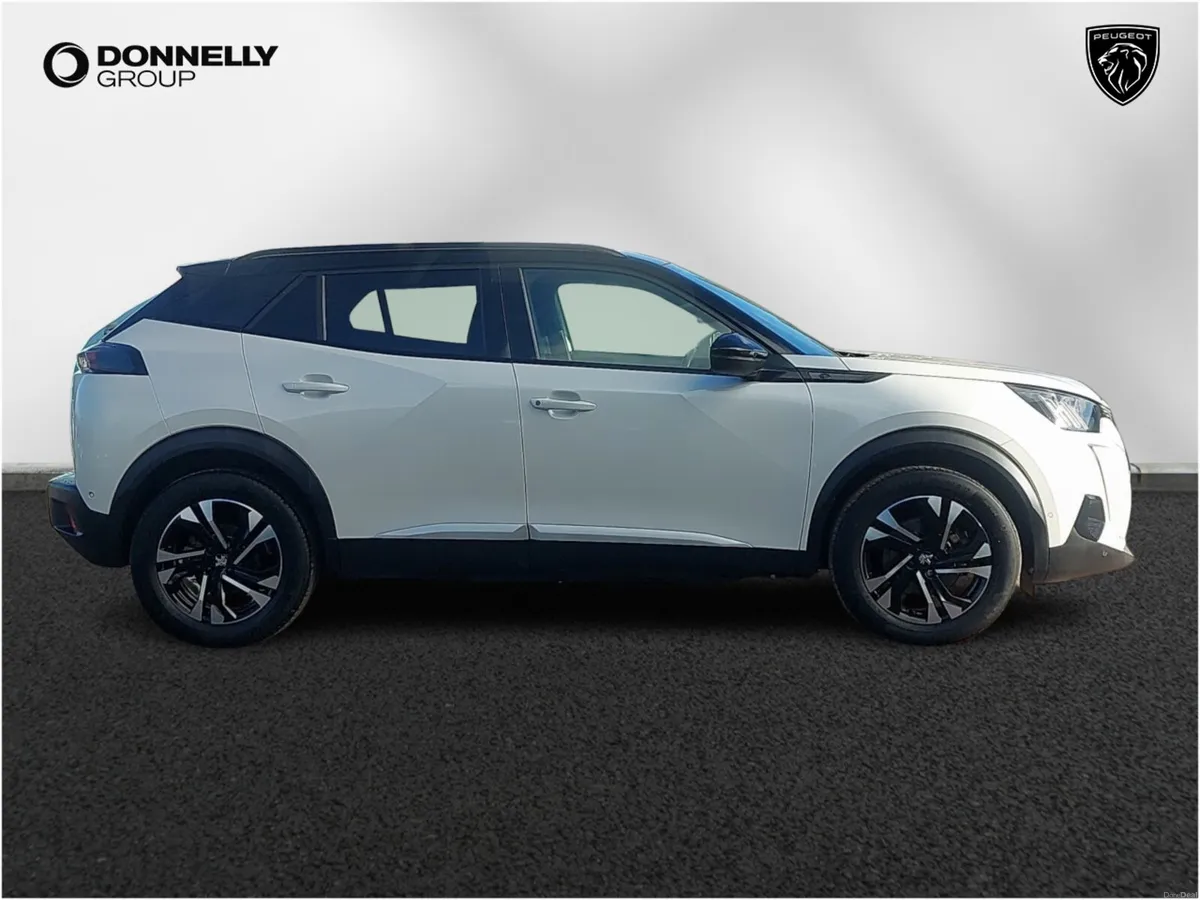 Peugeot 2008 E- Electric Estate GT - Image 3