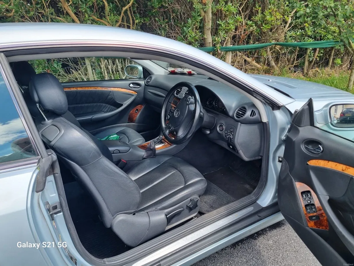 Mercedes car - Image 4