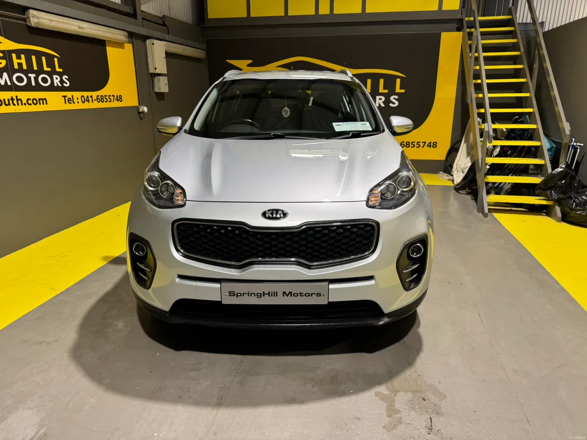 2018 Kia Sportage LX 1.7 CRDI 115 BHP 5DR - Image 5