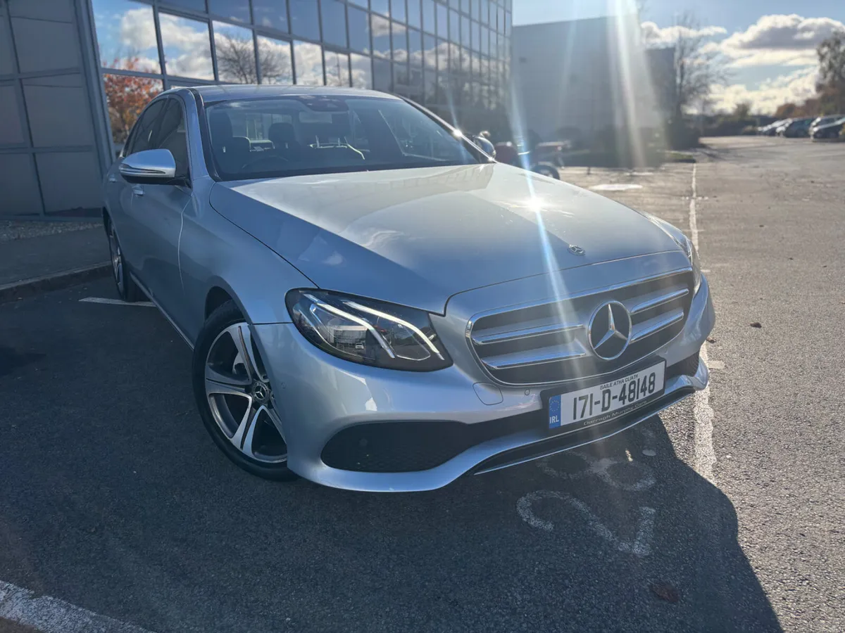 171 Mercedes-Benz E-Class E220 Avantgarde Auto. - Image 3