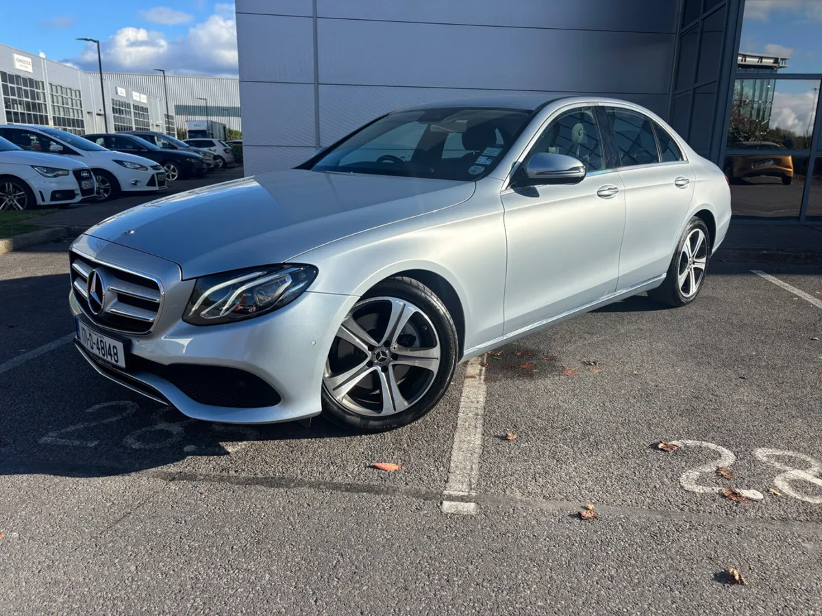171 Mercedes-Benz E-Class E220 Avantgarde Auto. - Image 4