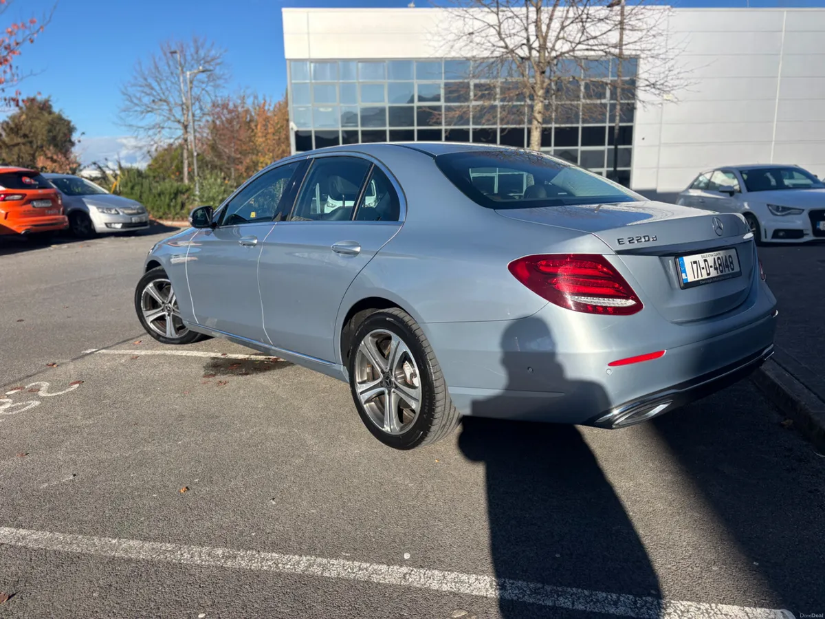 171 Mercedes-Benz E-Class E220 Avantgarde Auto. - Image 6