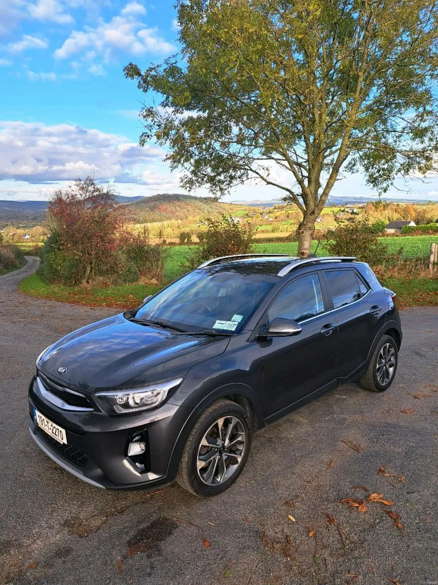 191 Kia Stonic Petrol - Image 2