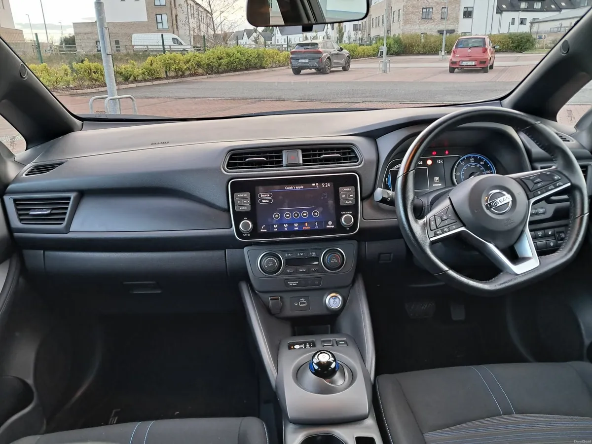 Clean Nissan Leaf 2022.      6 months warranty. - Image 2