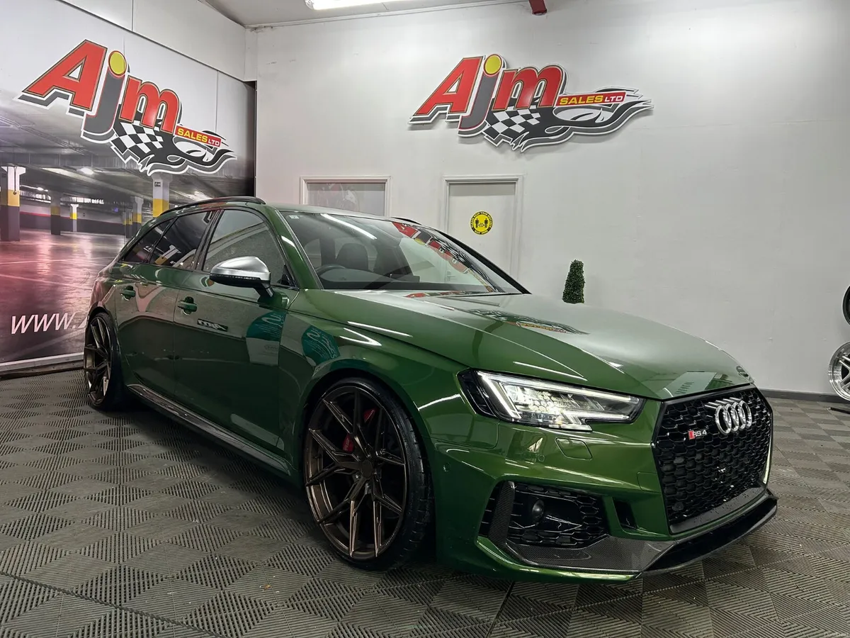 AUDI RS4 CARBON EDITION FULLY LOADED 2019 - Image 1