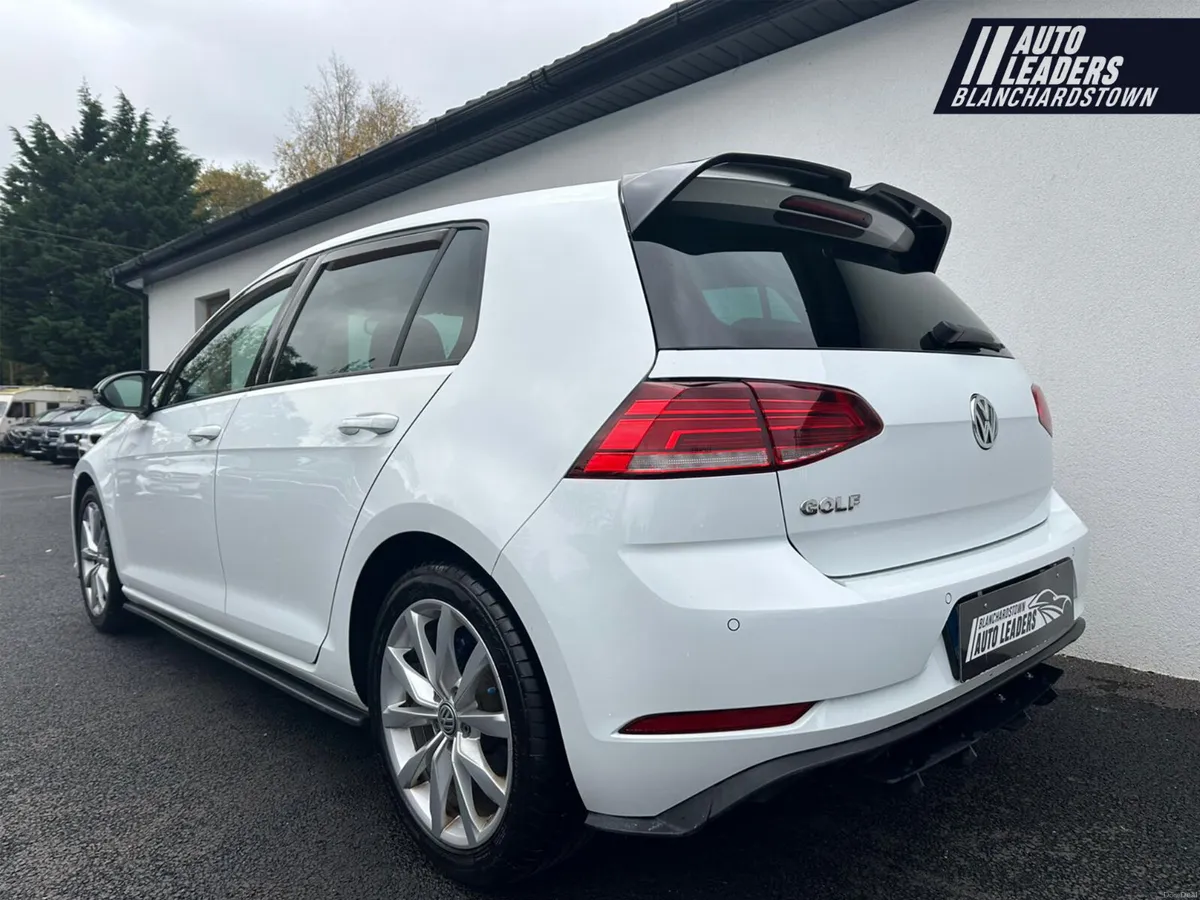 VOLKSWAGEN GOLF 1.6 TDI GT BMT DSG 115PS AUTO - Image 4