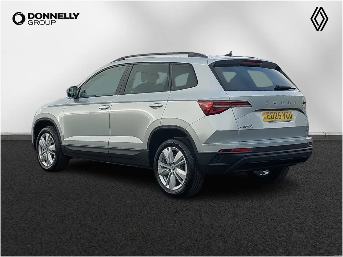 Skoda KAROQ Estate SE Edition - Image 2