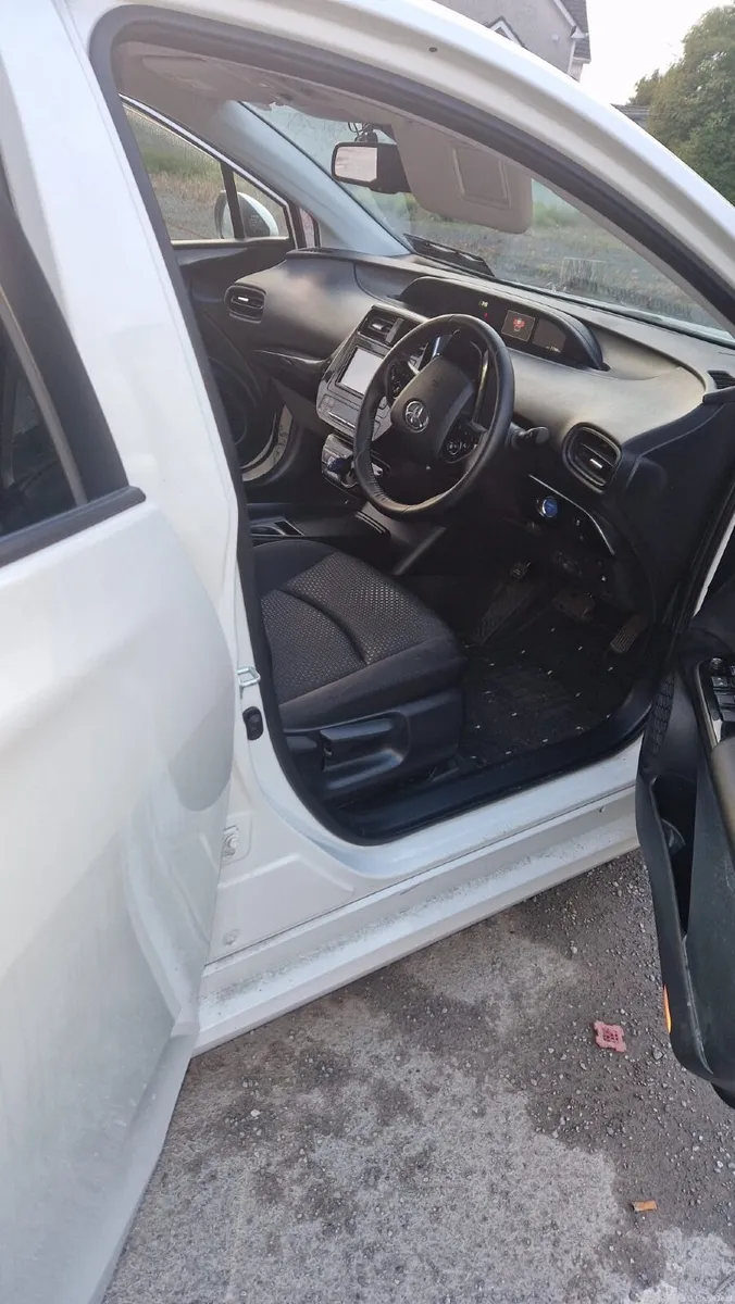 Toyota Prius 2020 - Image 4