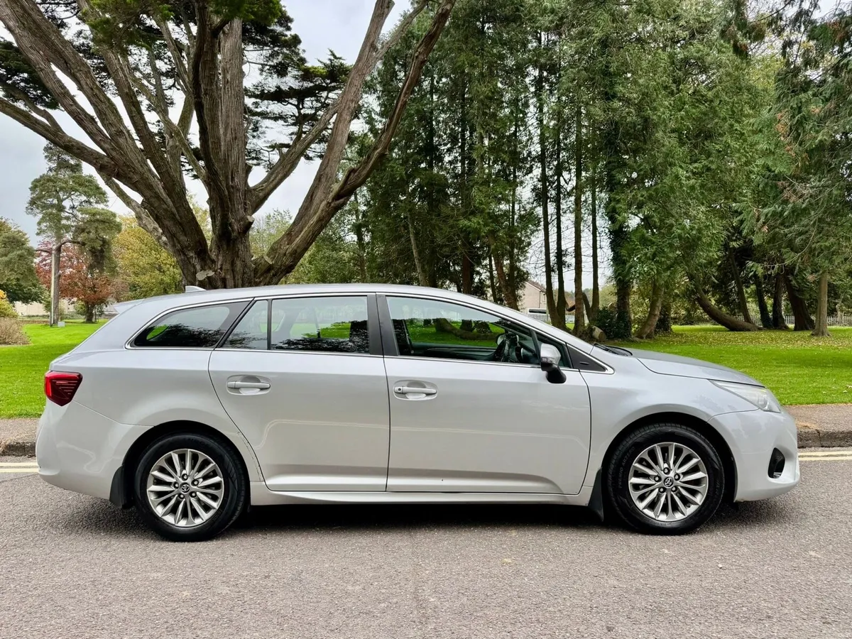 Toyota Avensis New Nct ! - Image 2