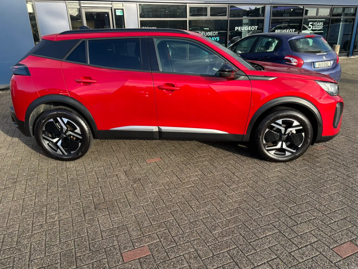 2025 Peugeot 2008 Allure 1.2 scrappage offer - Image 3