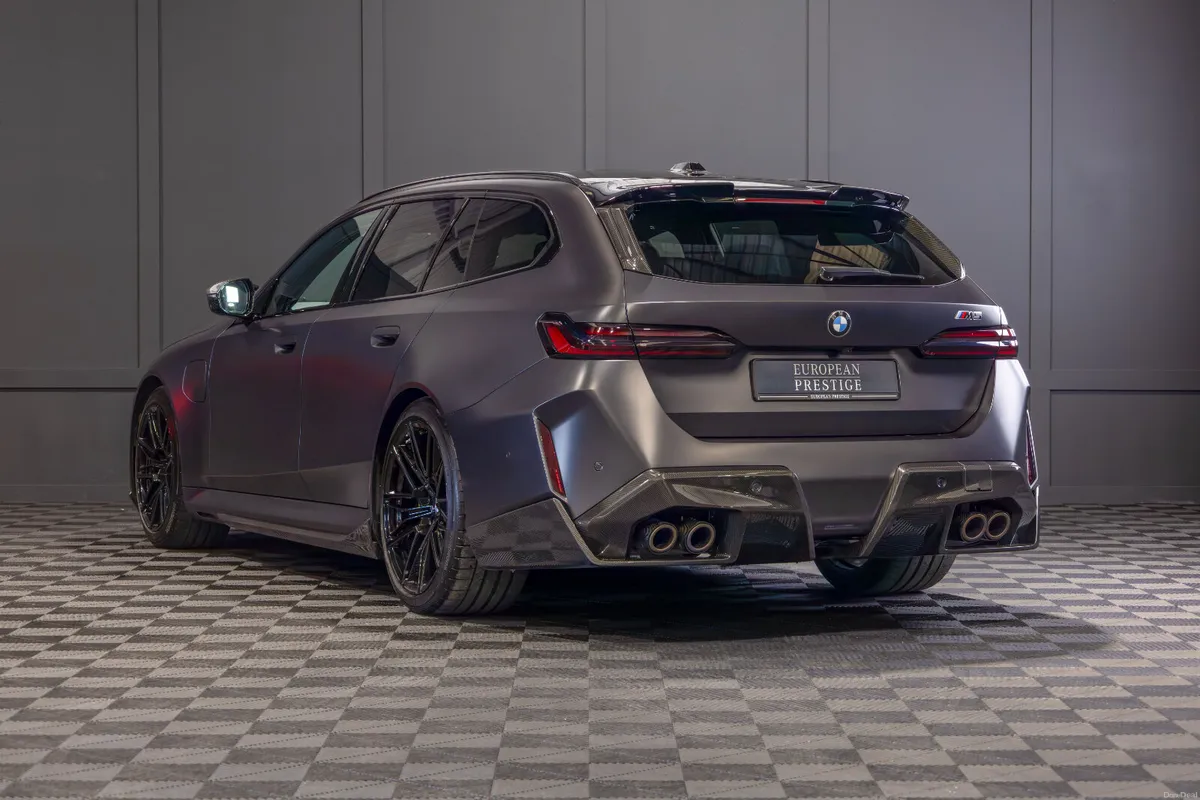 2025 BMW M5 Touring Ultimate Pack (G99) - Image 4