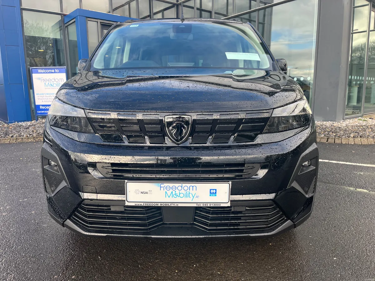 Peugeot Rifter Auto, Taxi Spec, 5 or 7 Seats - Image 2