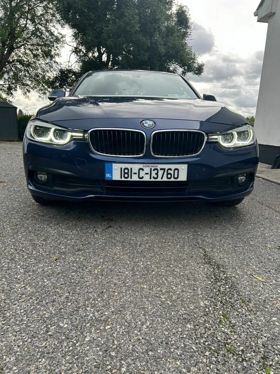 BMW 3-Series 2018 - Image 4