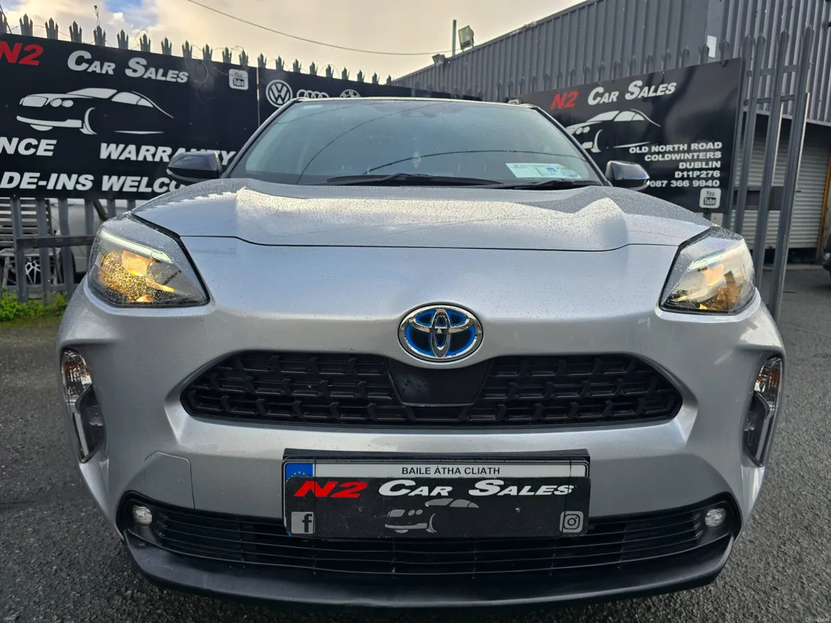 231 Toyota Yaris Cross Hybrid Auto, ONLY 9k KM - Image 2
