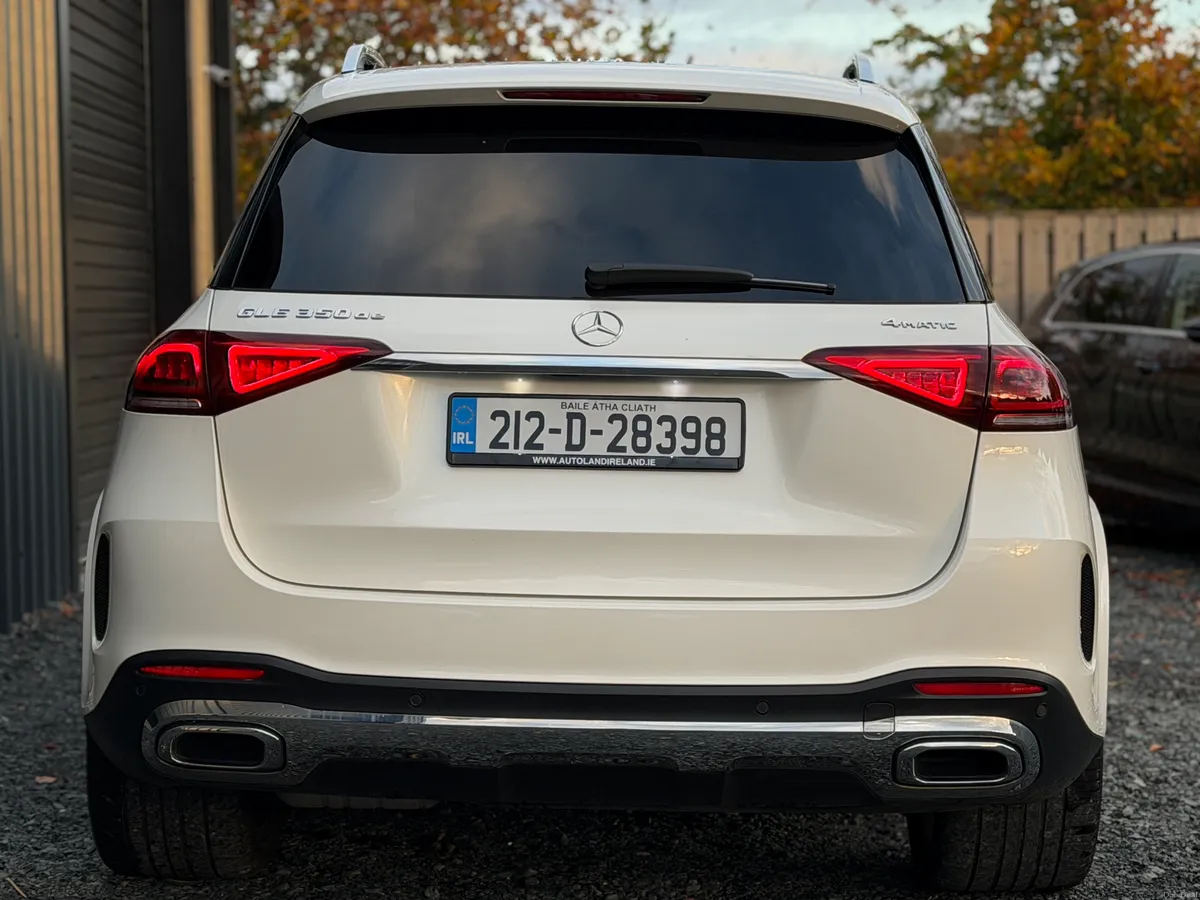 212 Mercedes 350E GLE Premium Plus - Image 4
