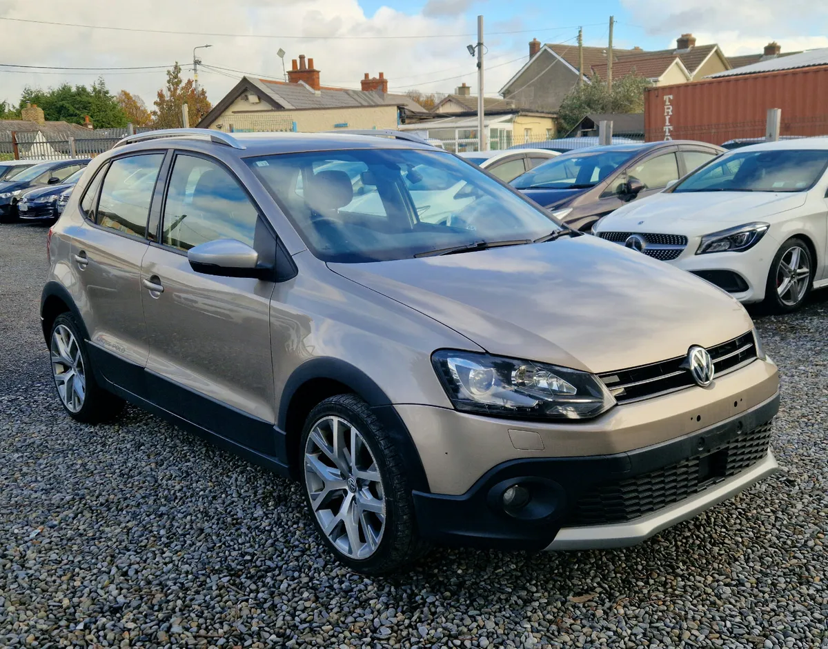 2016 volkswagen Polo Cross | 1.2 TSI Auto - Image 3