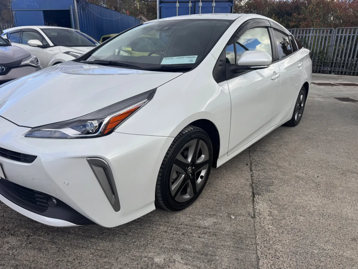 2021 Toyota Prius Hybrid – Leather, Heated Seats, - Image 3