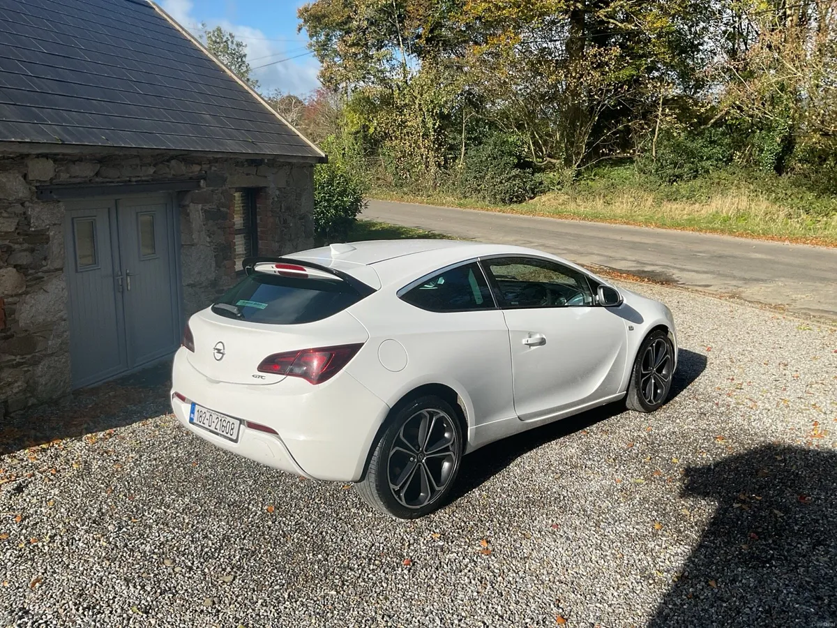 2018 Opel Astra GTC Limited Edition - Image 2