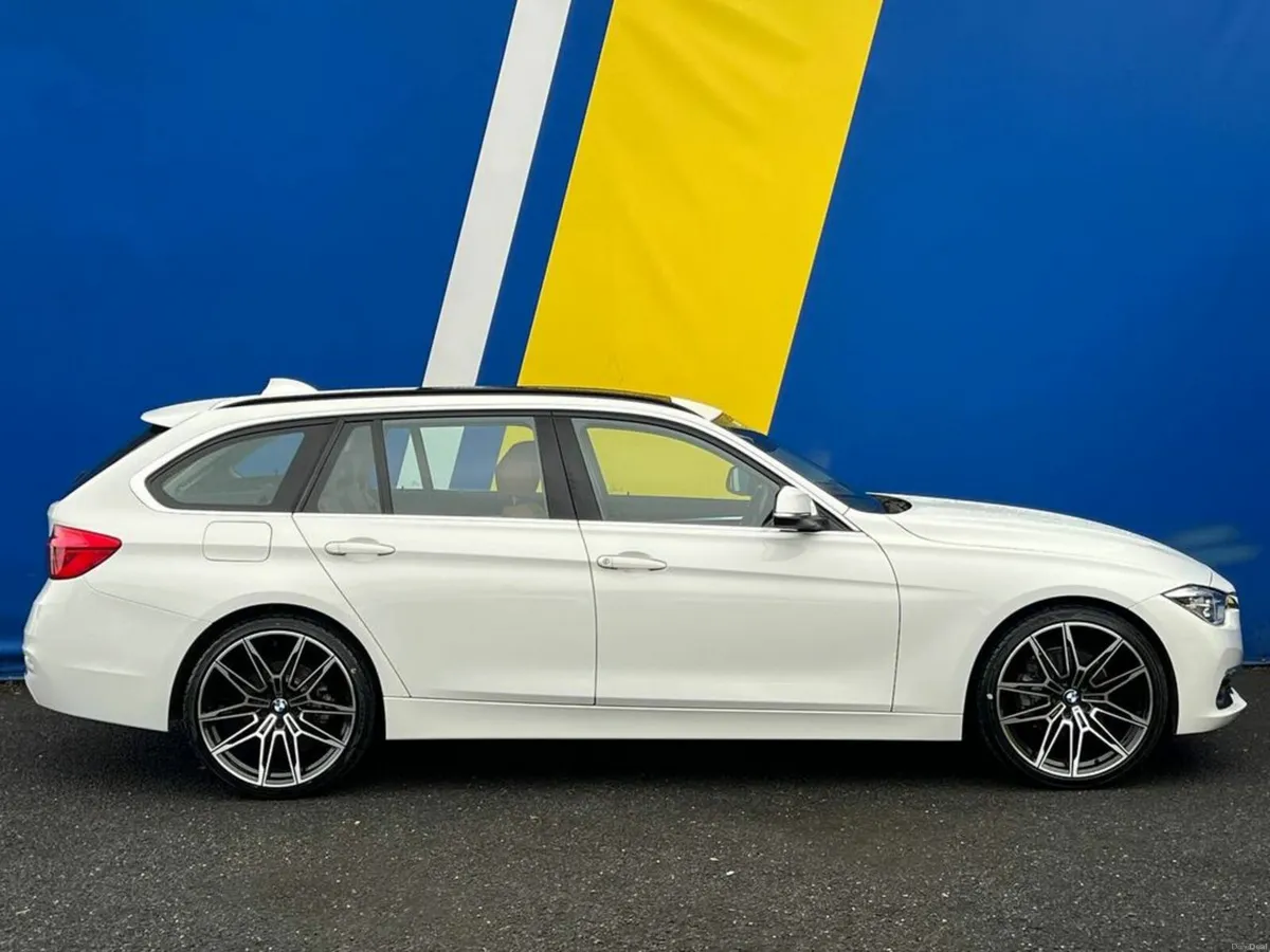 BMW 3-Series 320d LUXURY LINE TOURING AUTO ** HIGH - Image 4