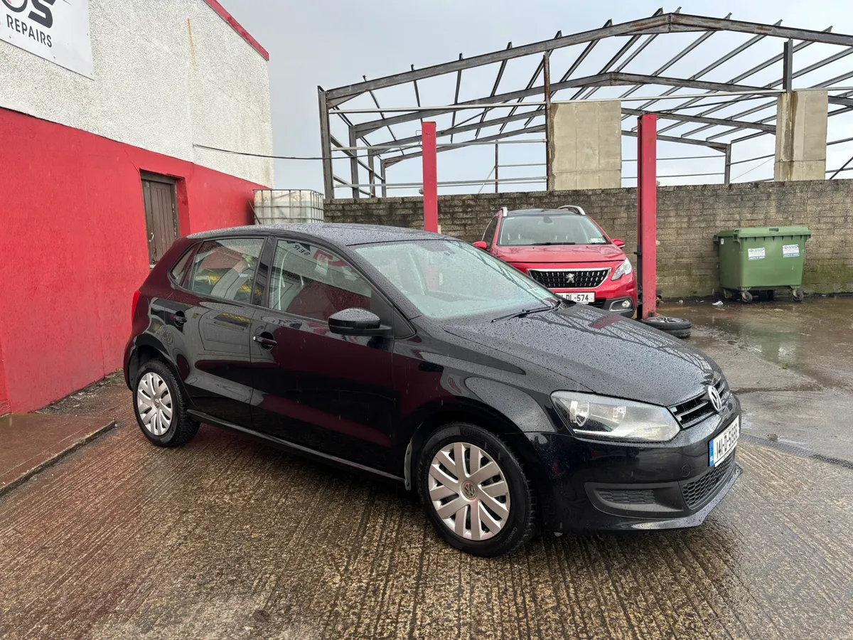 2014 VOLKSWAGEN POLO AUTOMATIC FREE DELIVERY - Image 3